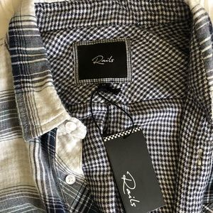 ✨✨NWT Rails Men’s Medium Button Down✨✨